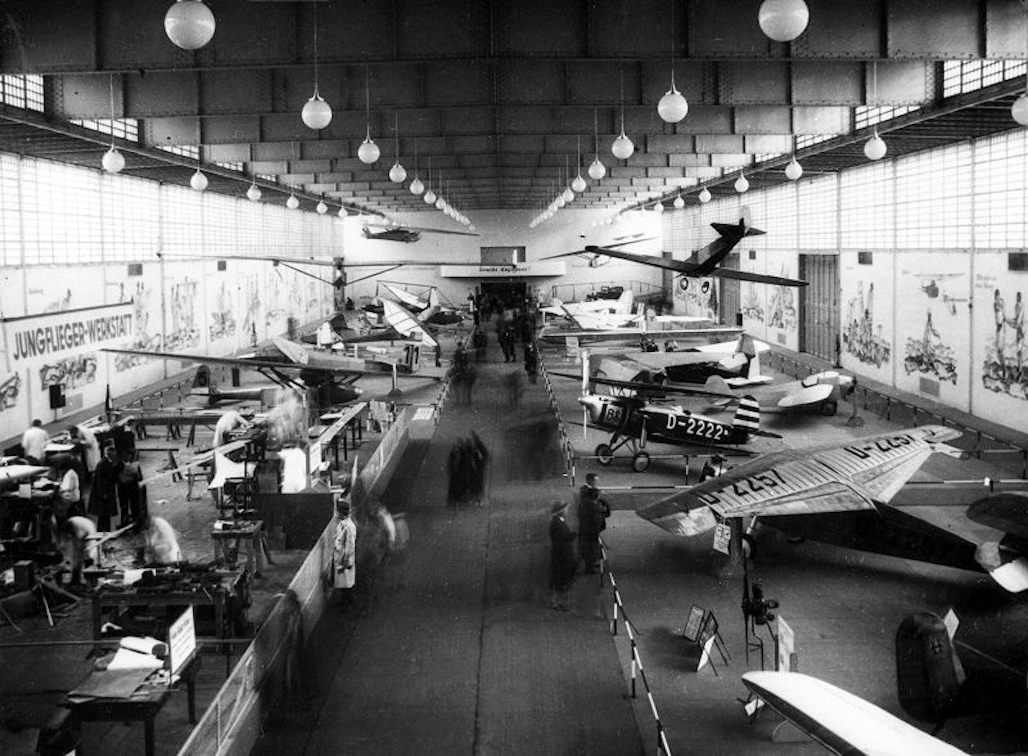 Historical photo of ILA 1932: The sporting side of flying